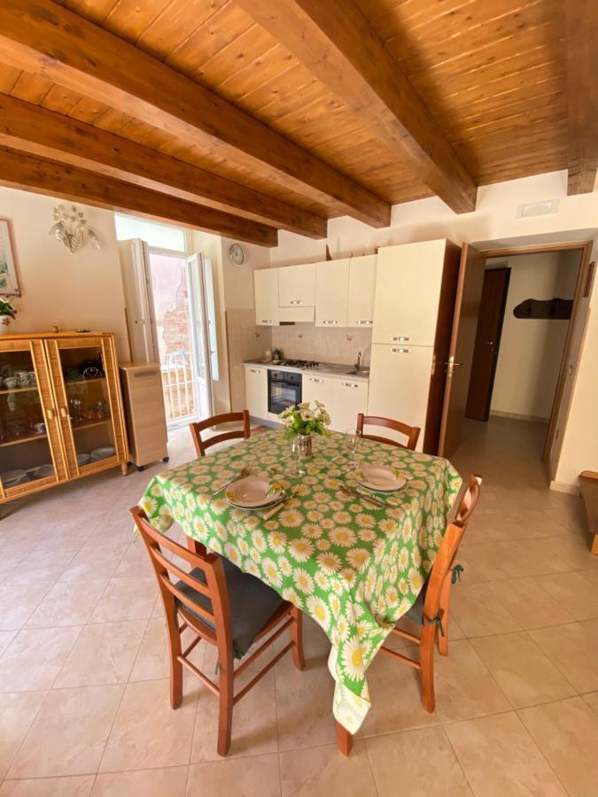 Affaccio Su Stromboli Lägenhet Tropea Exteriör bild