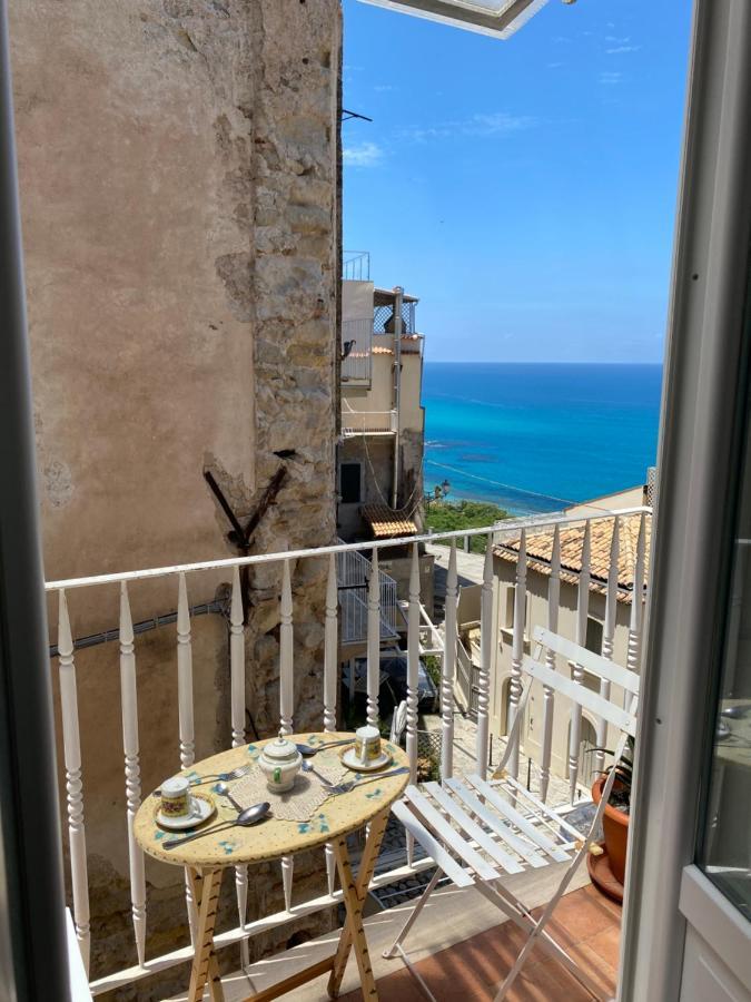 Affaccio Su Stromboli Lägenhet Tropea Exteriör bild