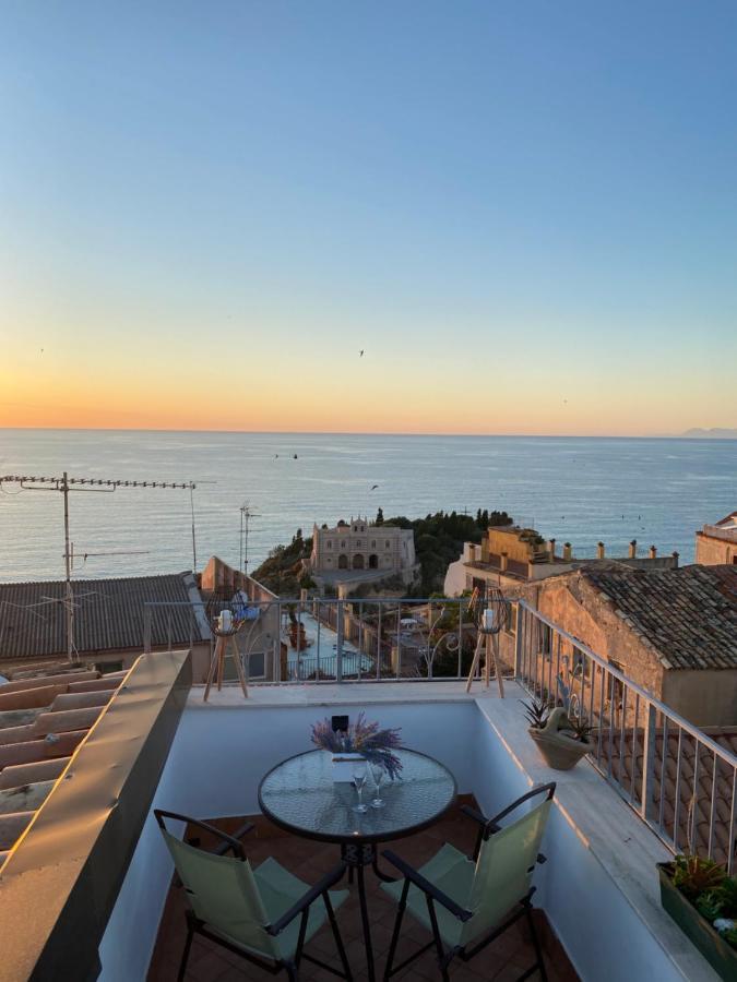 Affaccio Su Stromboli Lägenhet Tropea Exteriör bild